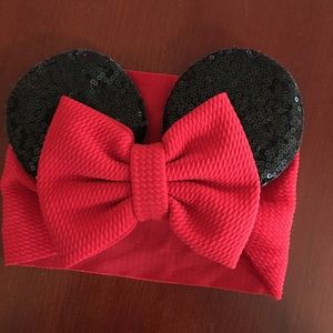 Red and black Disney headwrap